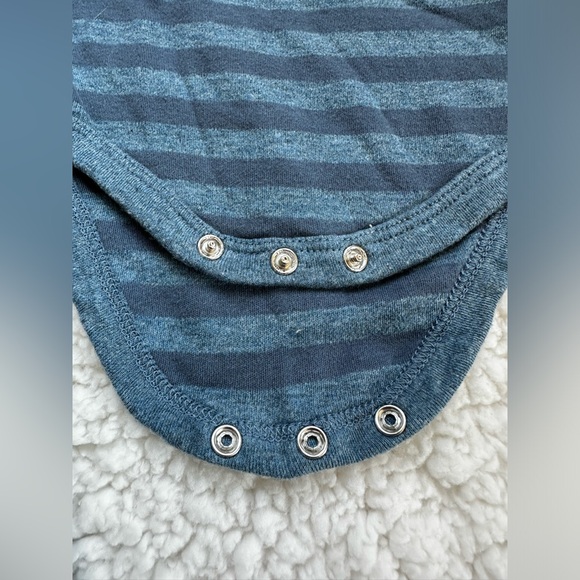 Rabbit + Bear Onesies - 2 pack - Picture 8 of 8